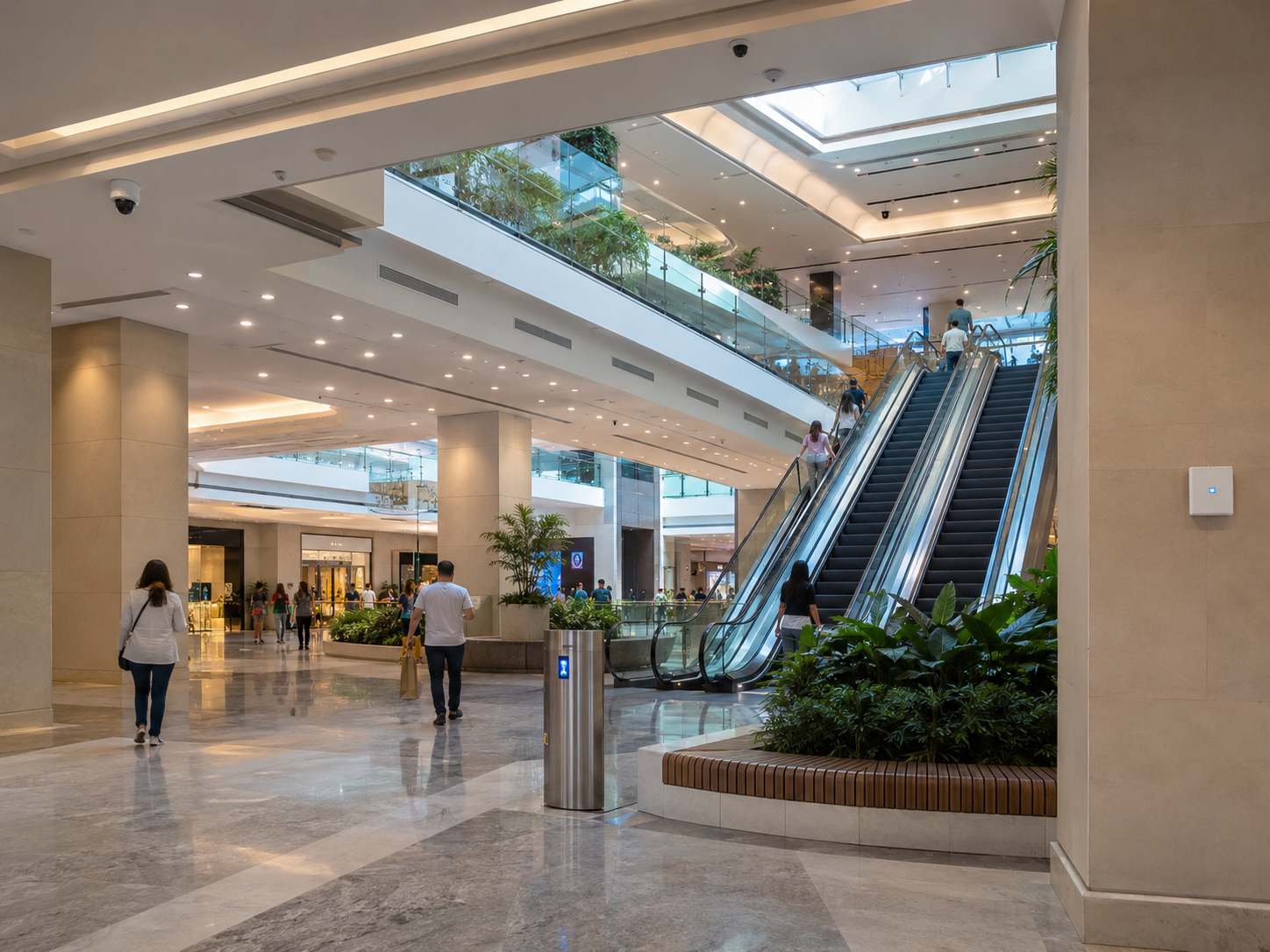 Centro comercial moderno en Perú